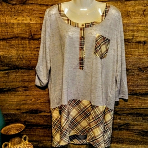 Love Top Size 2X Plaid High Low Hip Slit NWT - Picture 3 of 13